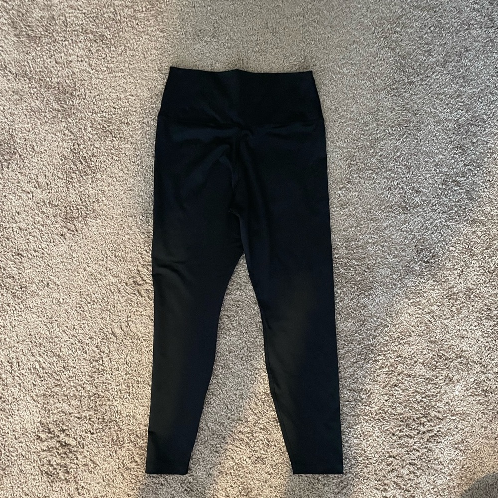 Nike Black Dri-Fit Performance Leggings - Picture 2 of 4